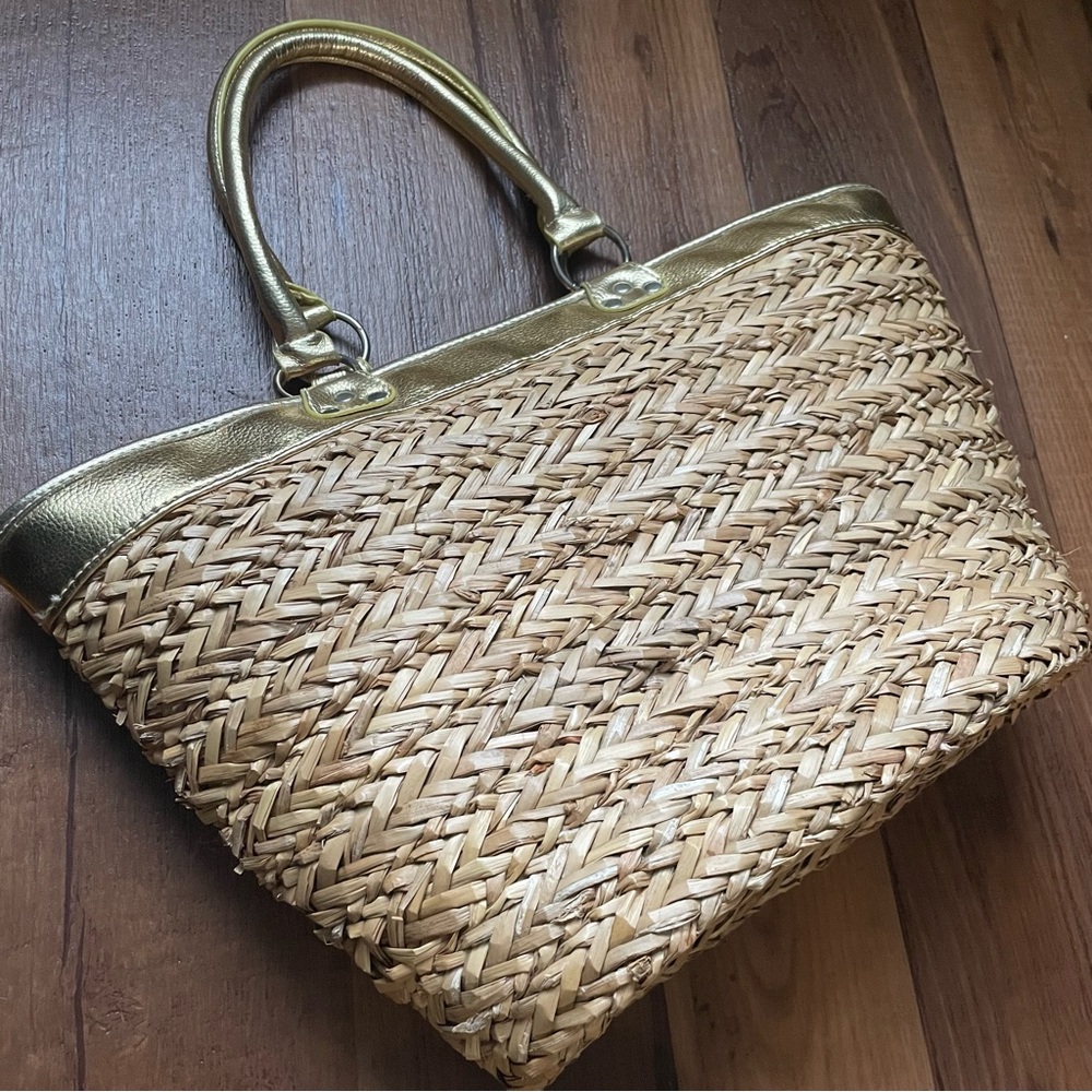 Victoria's Secret Straw Tote Bag Gold Handles Beach Vacation Pool Bag Summer